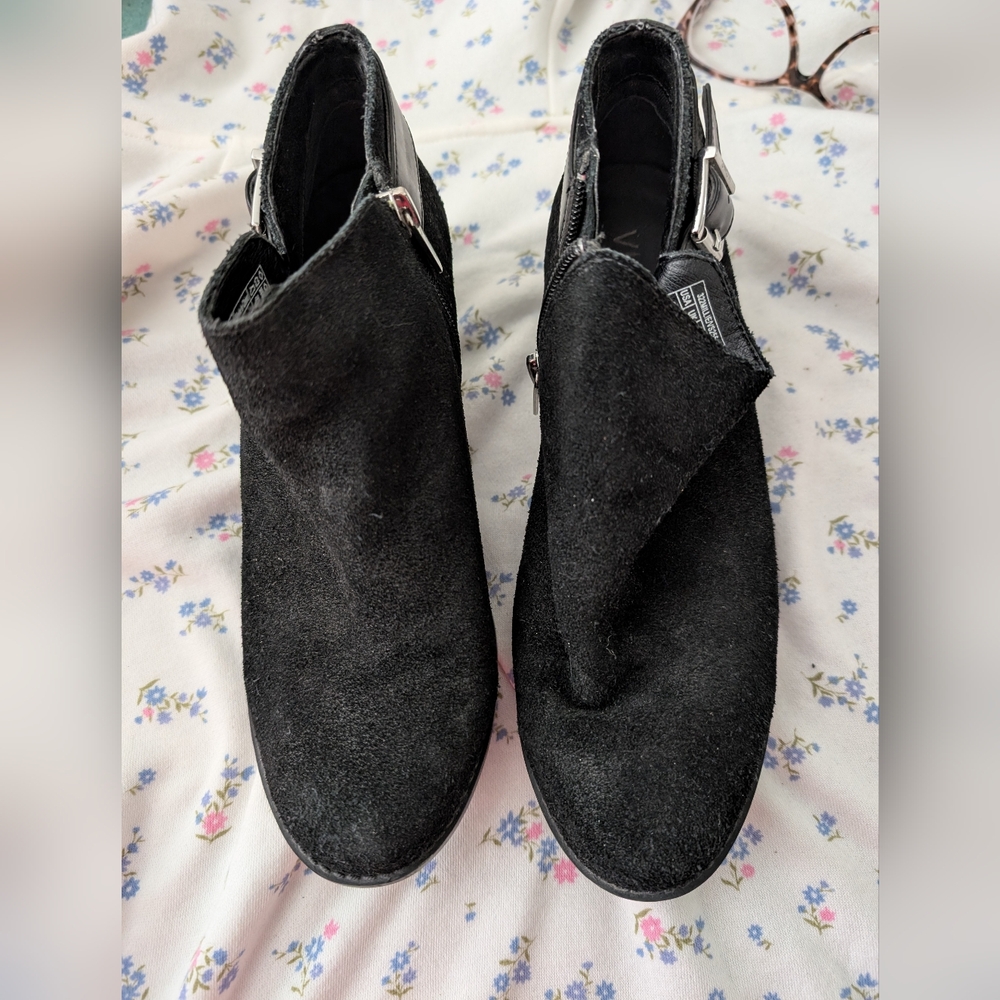 Vionic Black Suede Ankle Booties
